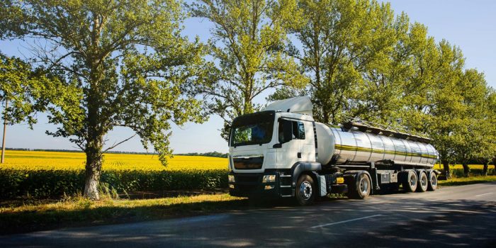 Camion-citerne-alimentaire-130844041 Tank Cleaning - TEC Concept